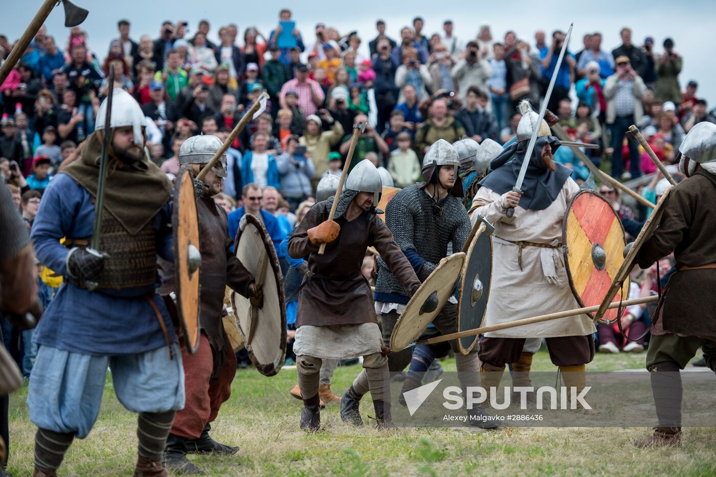 Abalakskoye Field reenactment festival in Omsk region