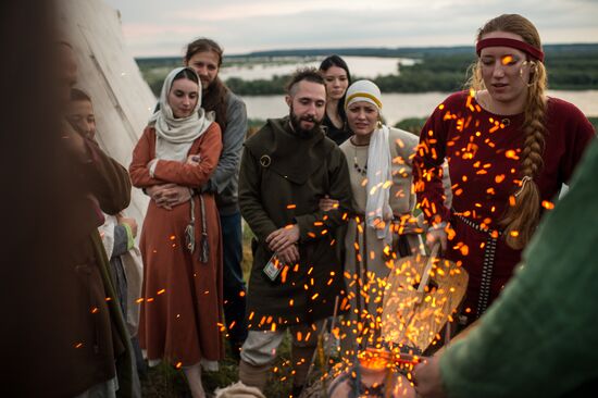 Abalakskoye Field reenactment festival in Omsk region