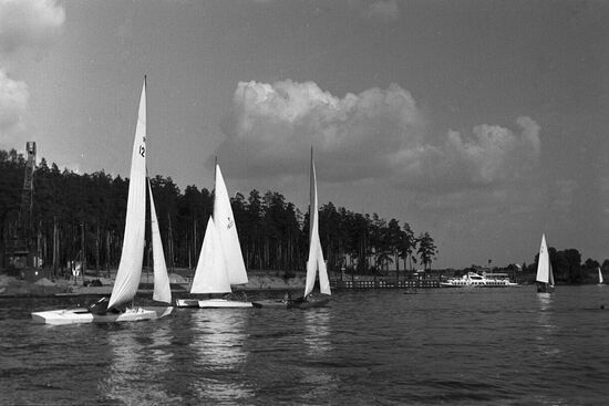 Recreation area at Klyazma reservoir