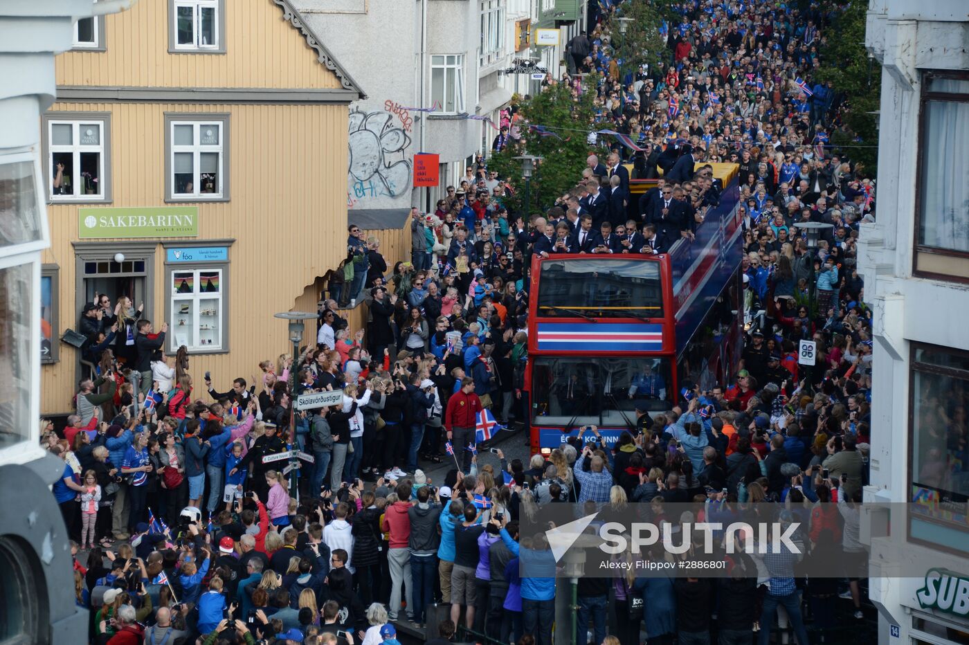 Icelandic national football team greeted by fans after returning from Euro 2016