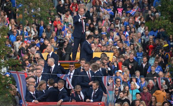 Icelandic national football team greeted by fans after returning from Euro 2016