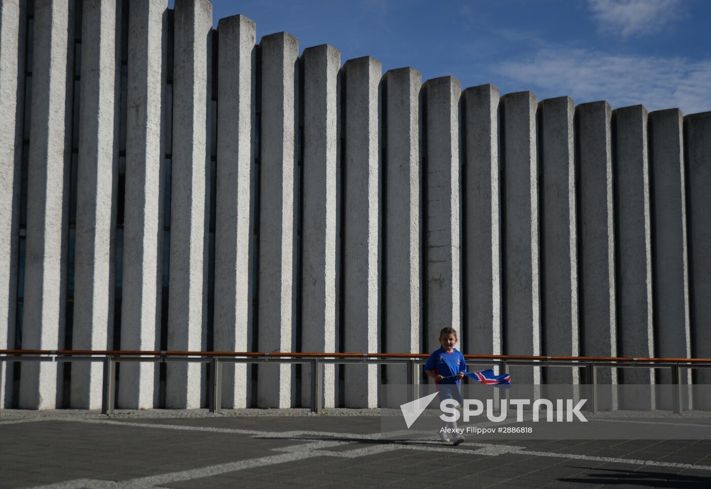 Icelandic national football team greeted by fans after returning from Euro 2016