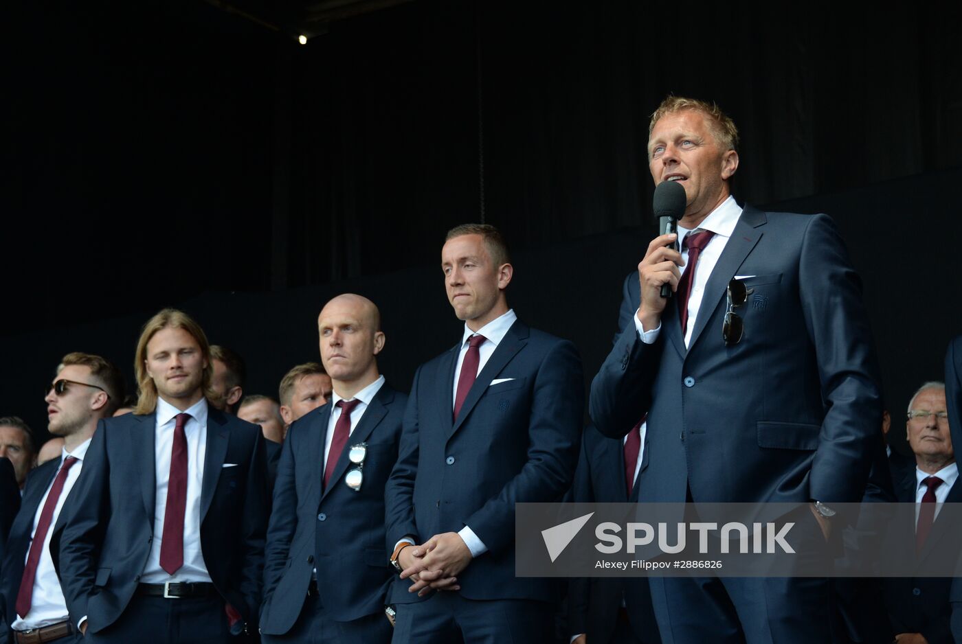 Icelandic national football team greeted by fans after returning from Euro 2016