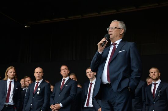 Icelandic national football team greeted by fans after returning from Euro 2016