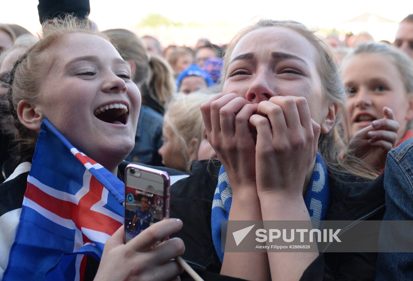 Icelandic national football team greeted by fans after returning from Euro 2016