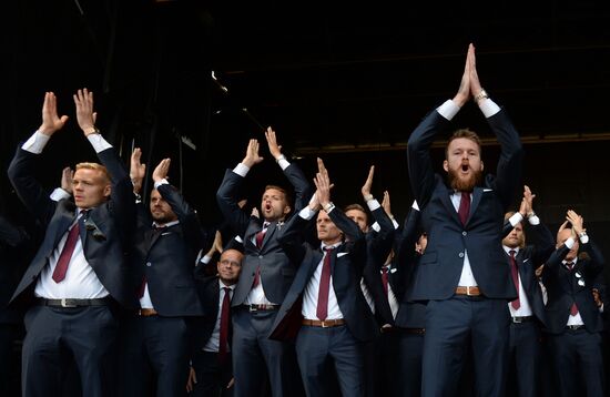 Icelandic national football team greeted by fans after returning from Euro 2016