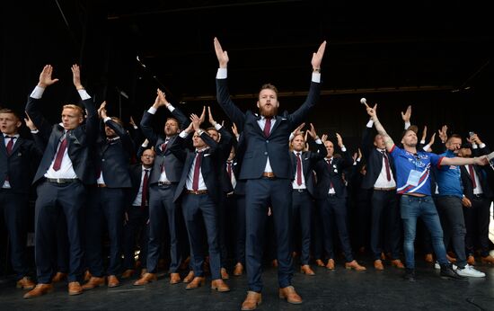 Icelandic national football team greeted by fans after returning from Euro 2016