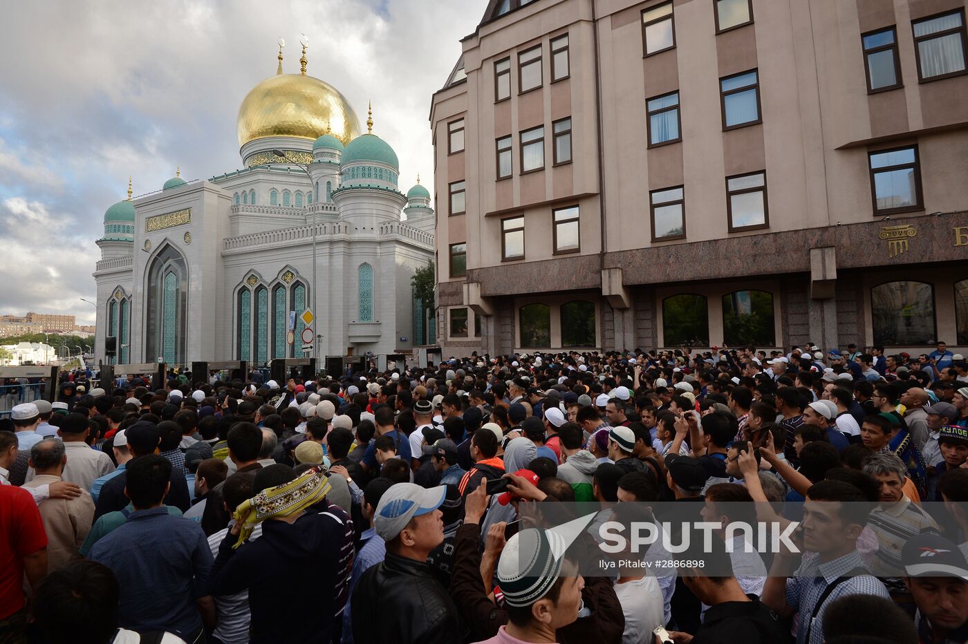 Moscow hosts Eid al-Fitr celebrations