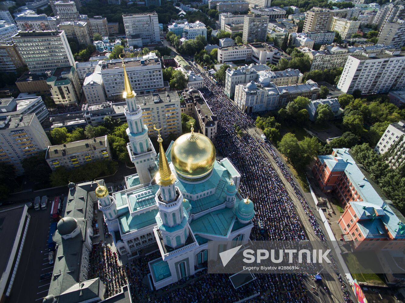 Moscow hosts Eid al-Fitr celebrations