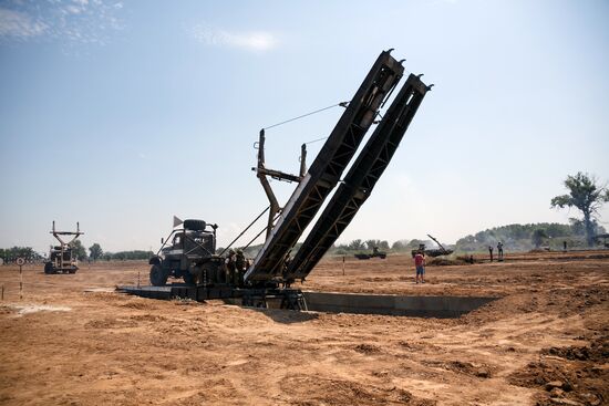 Safe Route exercise involving combat engineer units