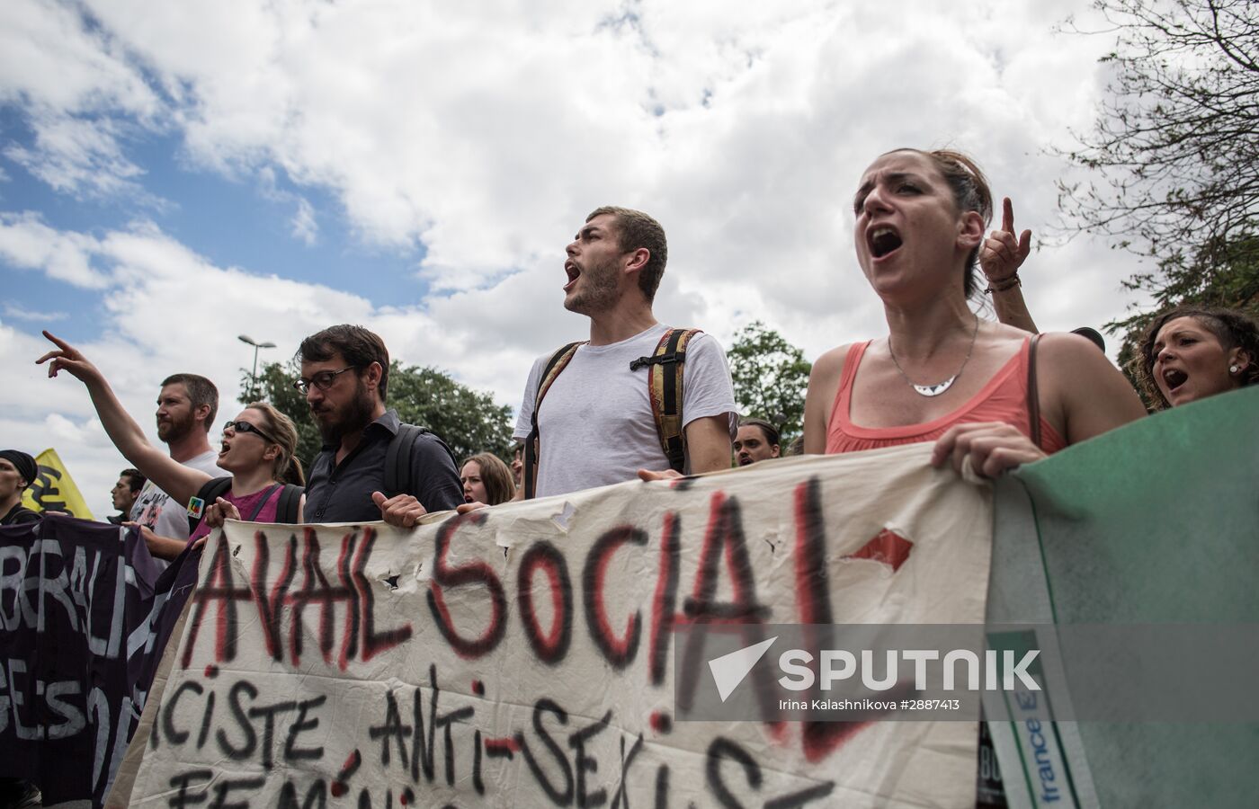 Protests against new labor law in Paris