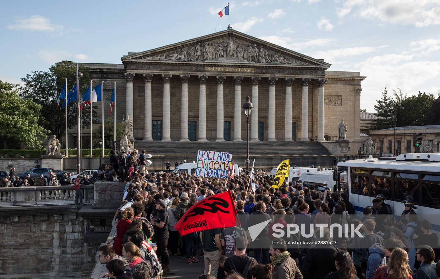 Protests against new labor law in Paris