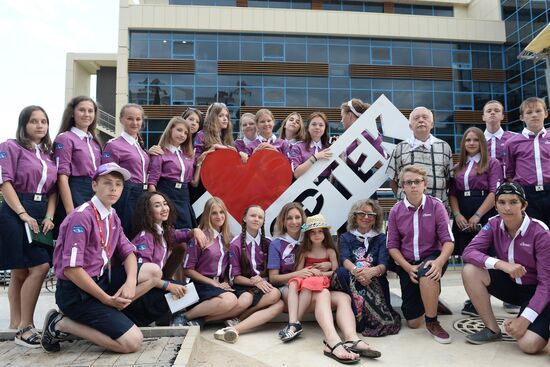 Russian Foreign Ministry Spokesperson Maria Zakharova visits Artek children center