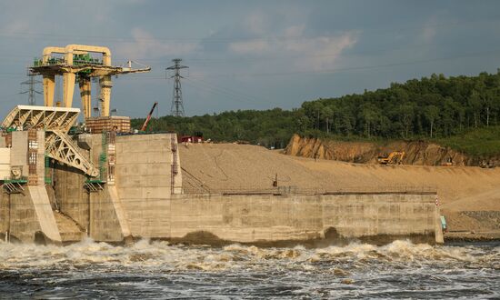 Construction of Lower Bureya hydro power plant