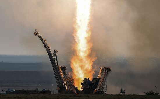 Launch of Soyuz-FG launch vehicle carrying Soyuz-MS spacecraft from Baikonur Cosmodrome