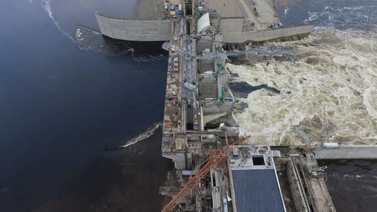 Water discharge at Bureyskaya hydroelectric power plant