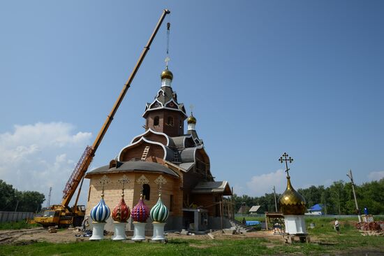 Construction of Epiphany Church in Berdsk