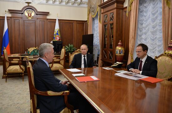 President Putin meets with Moscow Mayor Sobyanin and Culture Minister Medinsky