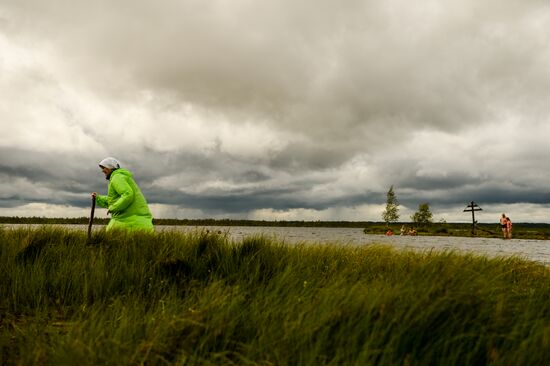 Religious procession to Svyatoye Lake in Menyusha village, Novgorod Region