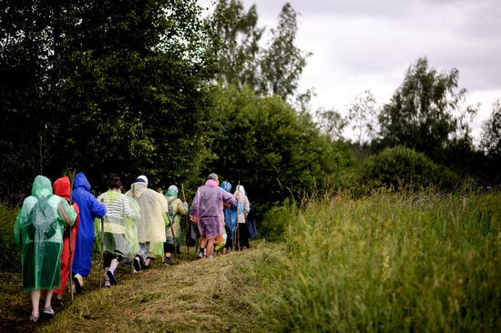 Religious procession to Svyatoye Lake in Menyusha village, Novgorod Region