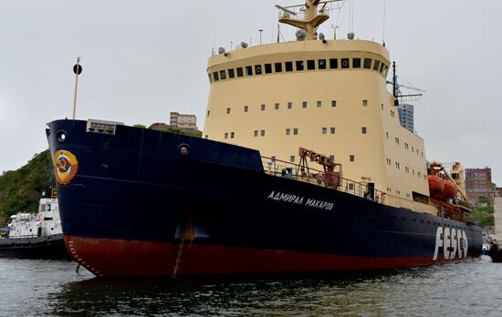 The Admiral Makarov icebreaker sets sail from Vladivostok