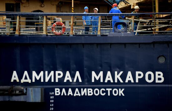 The Admiral Makarov icebreaker sets sail from Vladivostok