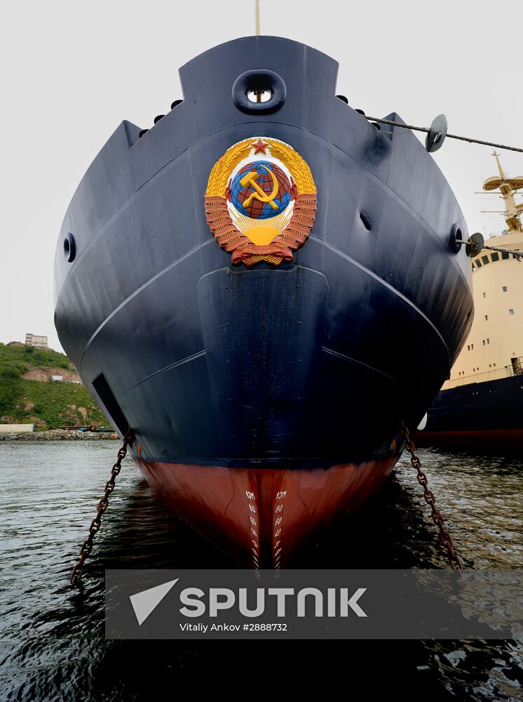 The Admiral Makarov icebreaker sets sail from Vladivostok