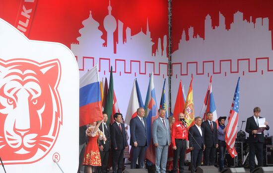 2016 Silk Way Rally kicks off in Moscow