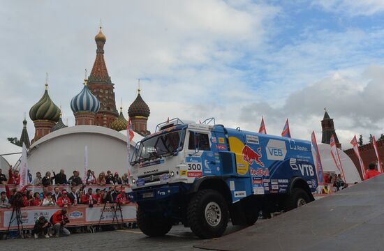Silk Way-2016 Rally kicks off in Moscow