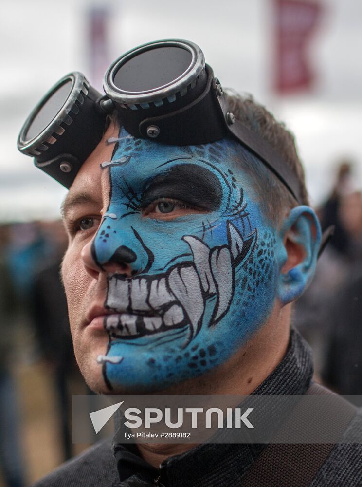 Nashestviye-2016 music festival. Day One