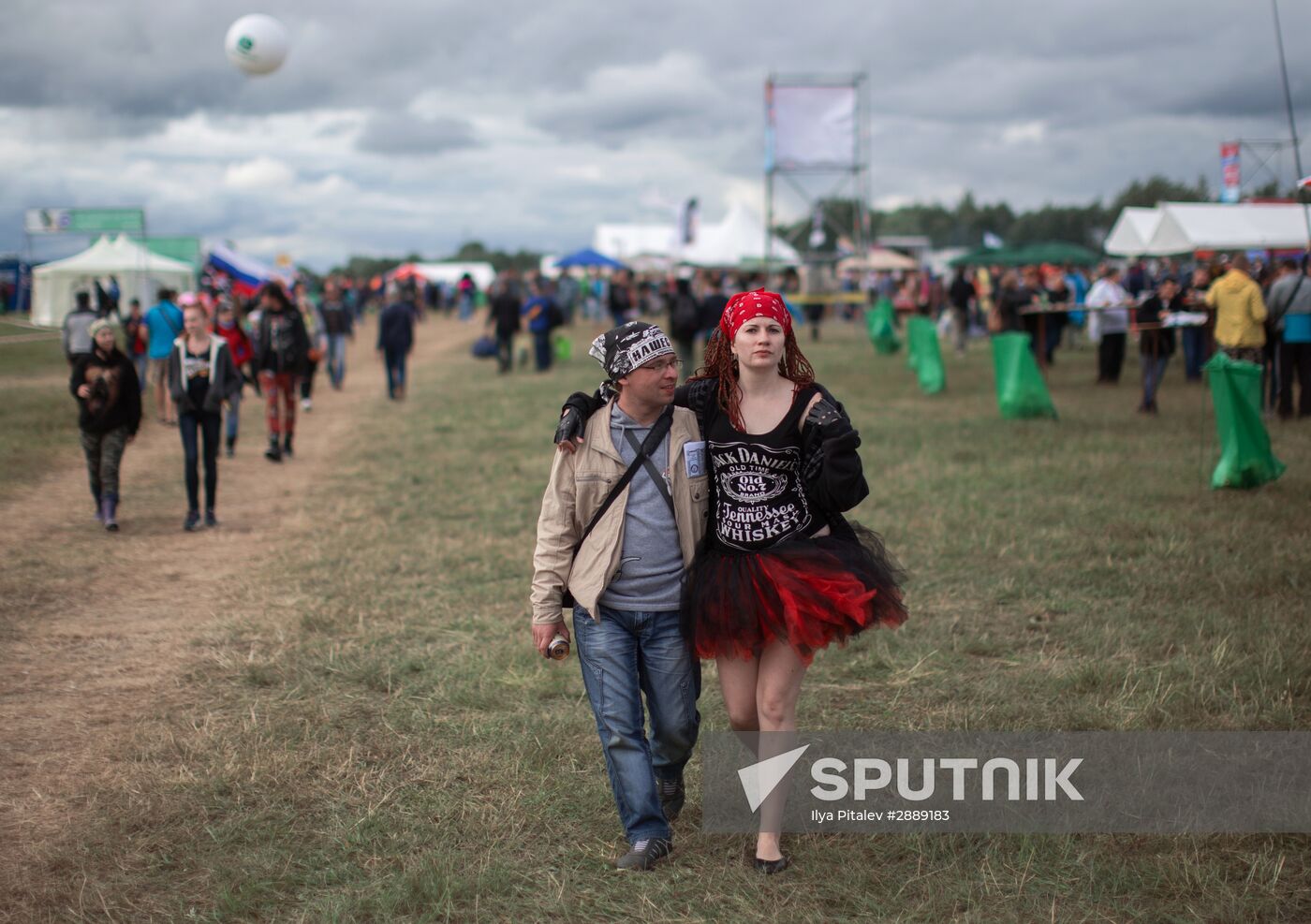 Nashestviye-2016 music festival. Day One