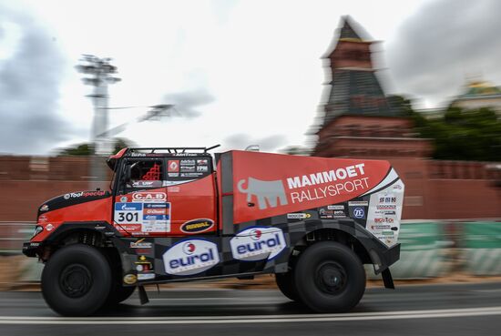 Silk Way-2016 Rally kicks off in Moscow
