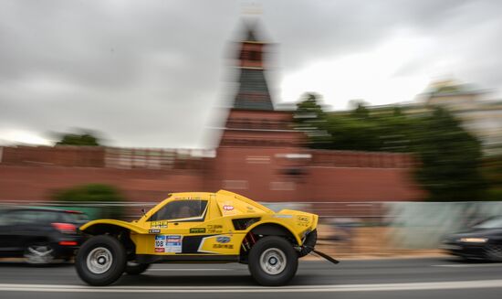 Silk Way-2016 Rally kicks off in Moscow