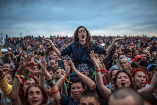 Nashestviye-2016 music festival. Day One