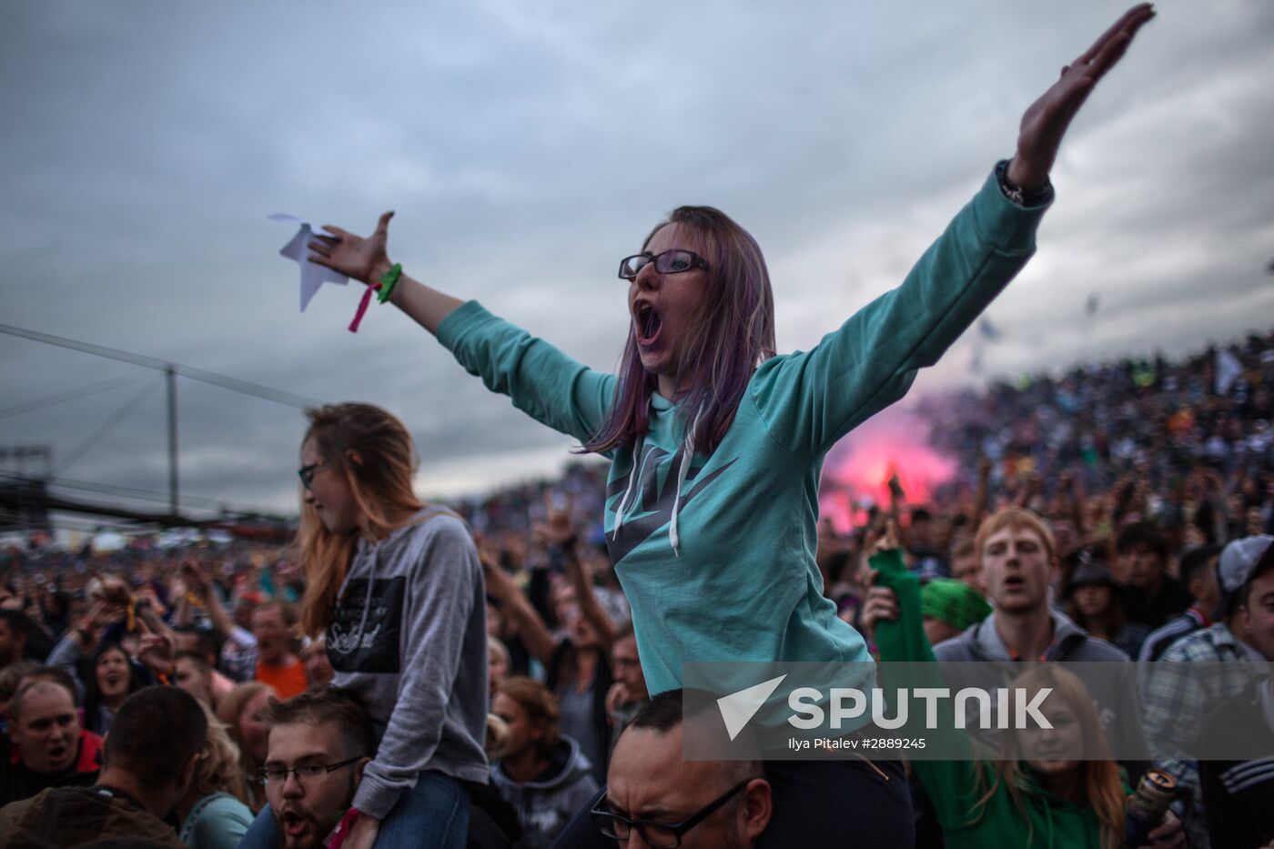 Nashestviye-2016 music festival. Day One