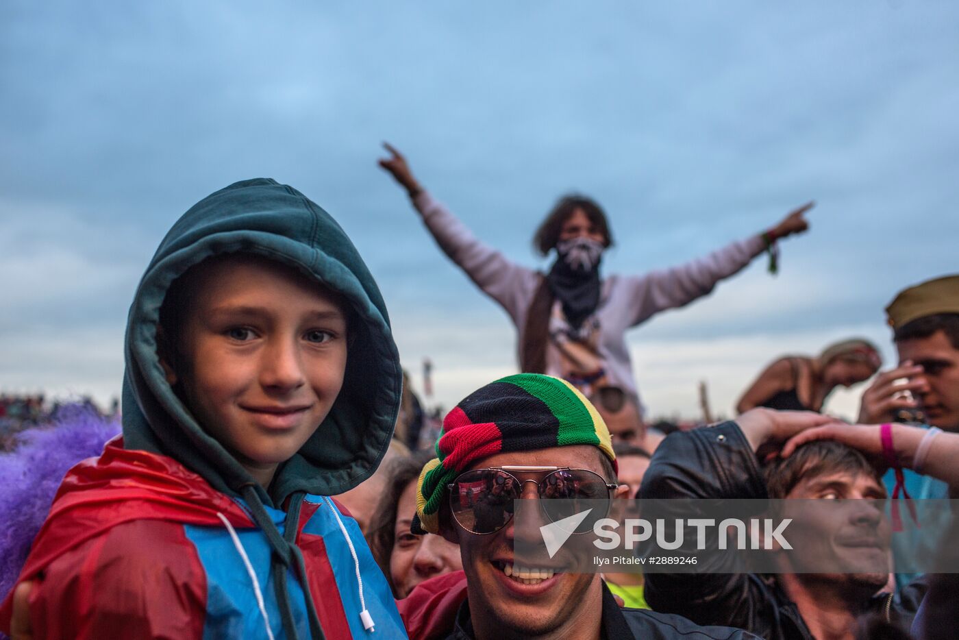 Nashestviye-2016 music festival. Day One