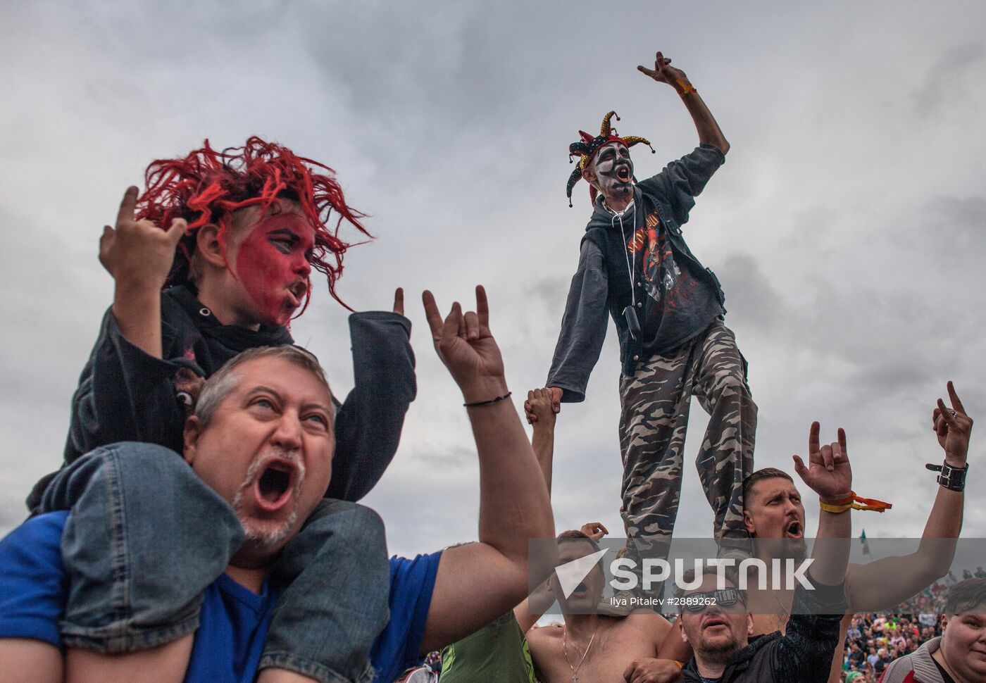 Nashestviye-2016 music festival. Day One
