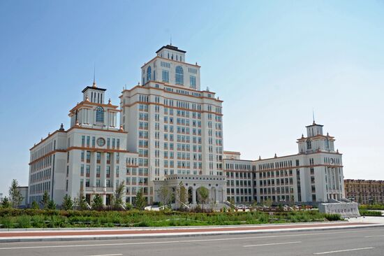 Cities of the world. Manzhouli