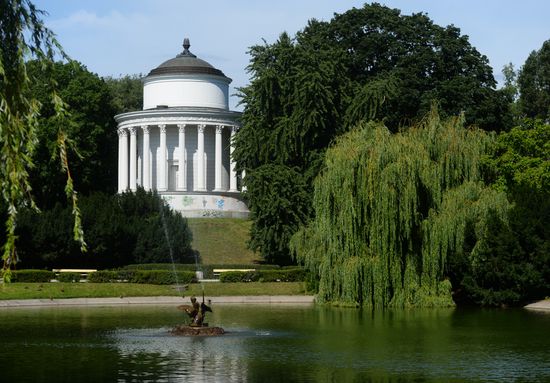 Cities of the World. Warsaw