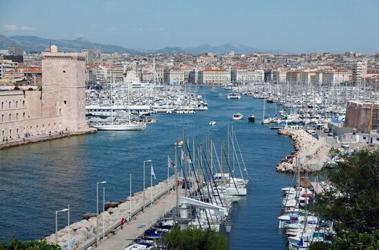 Cities of the world. Marseille