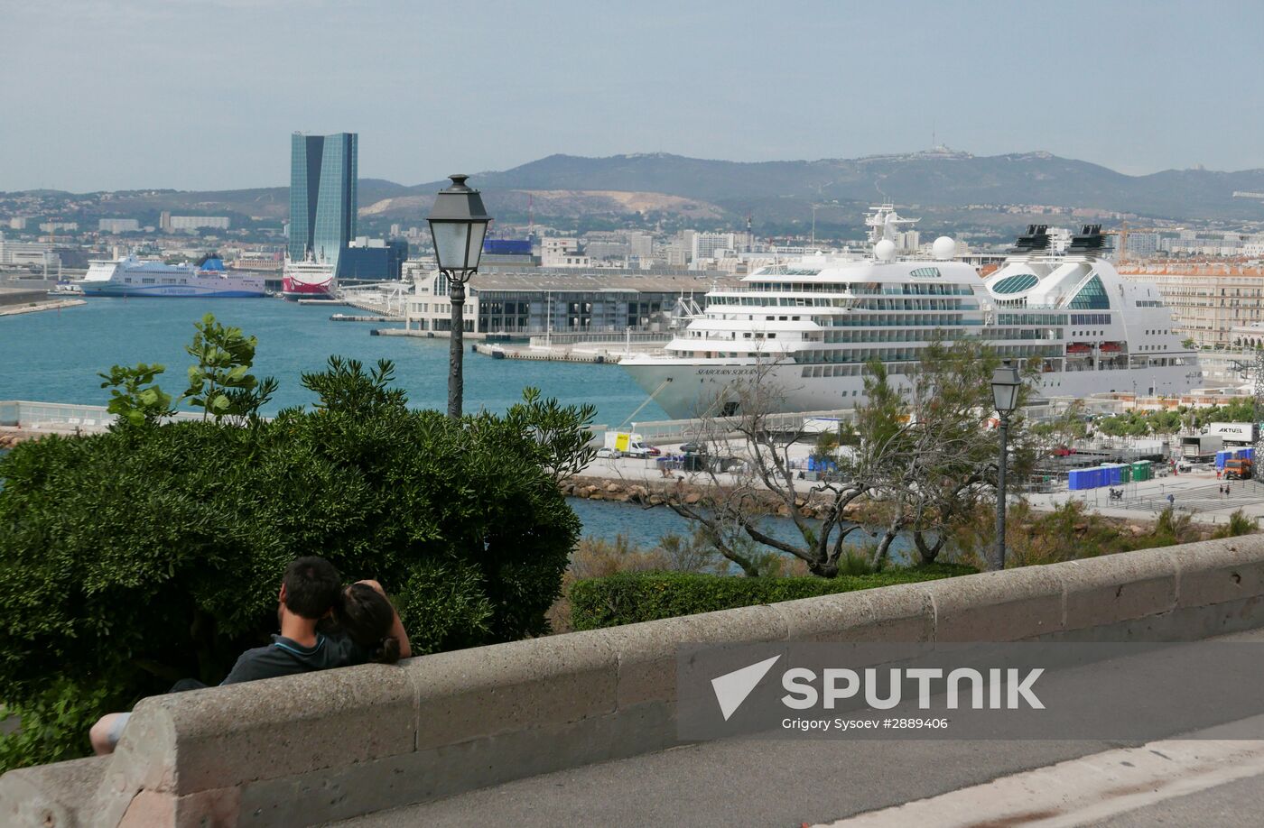 Cities of the world. Marseille