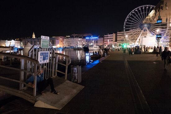 Cities of the world. Marseille