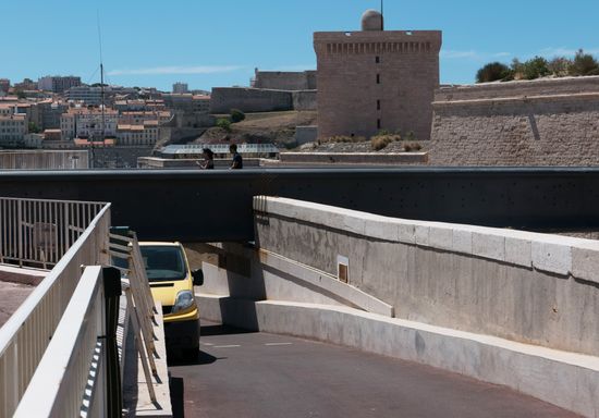 Cities of the world. Marseille