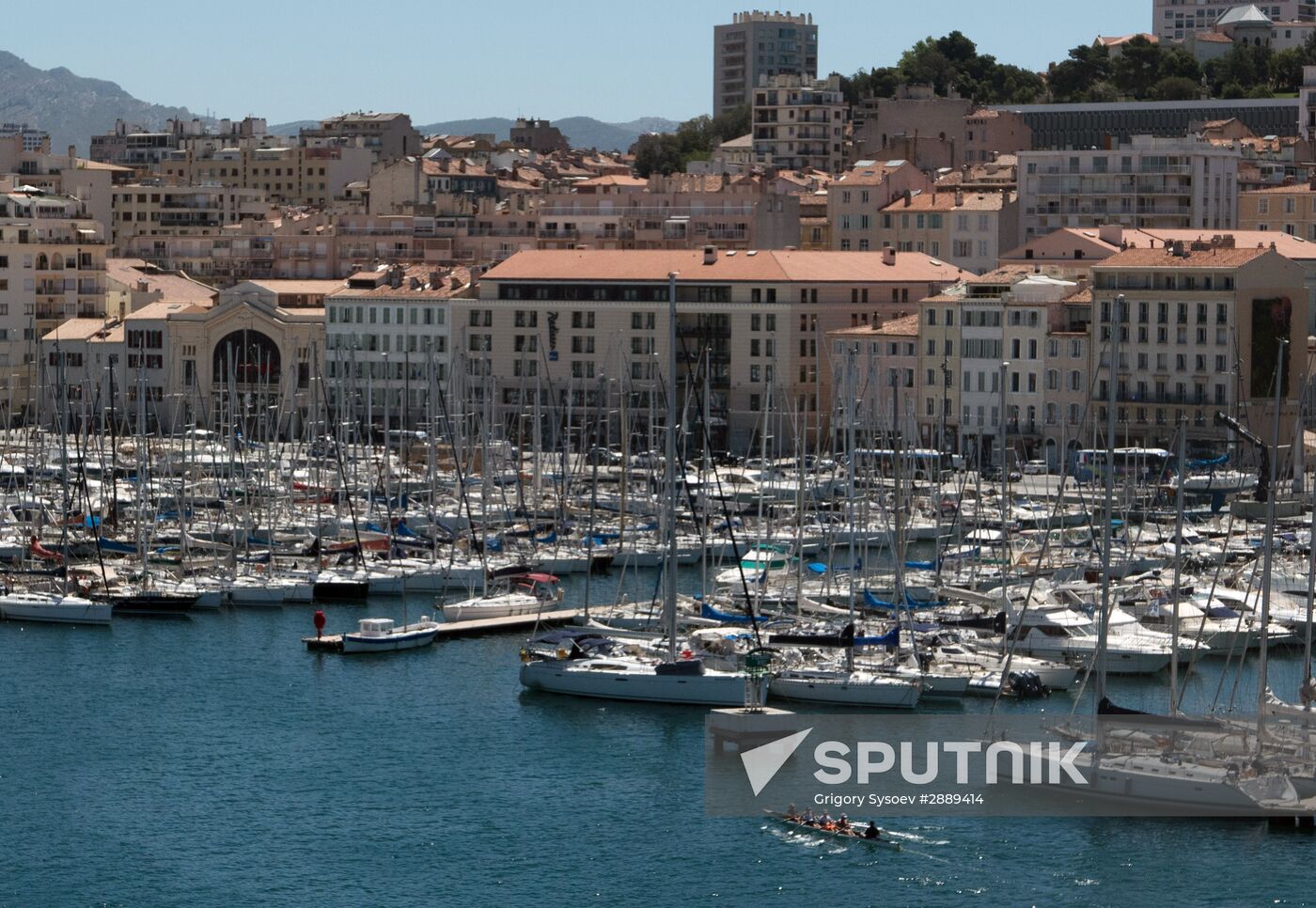 Cities of the world. Marseille