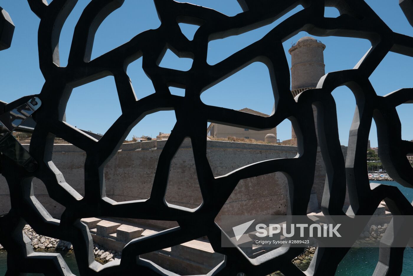 Cities of the world. Marseille