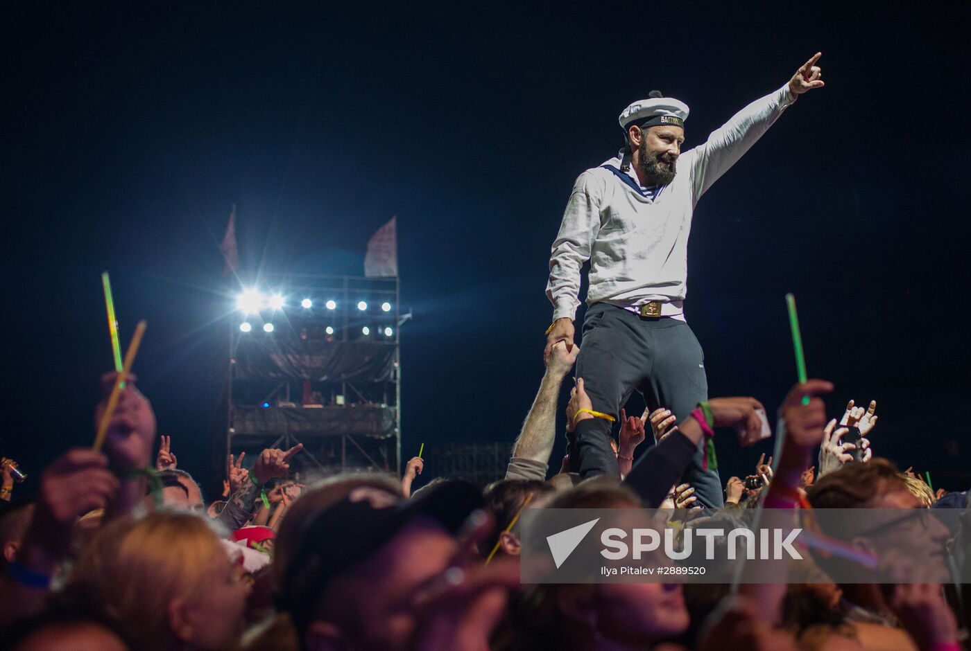 Nashestviye-2016 music festival. Day two