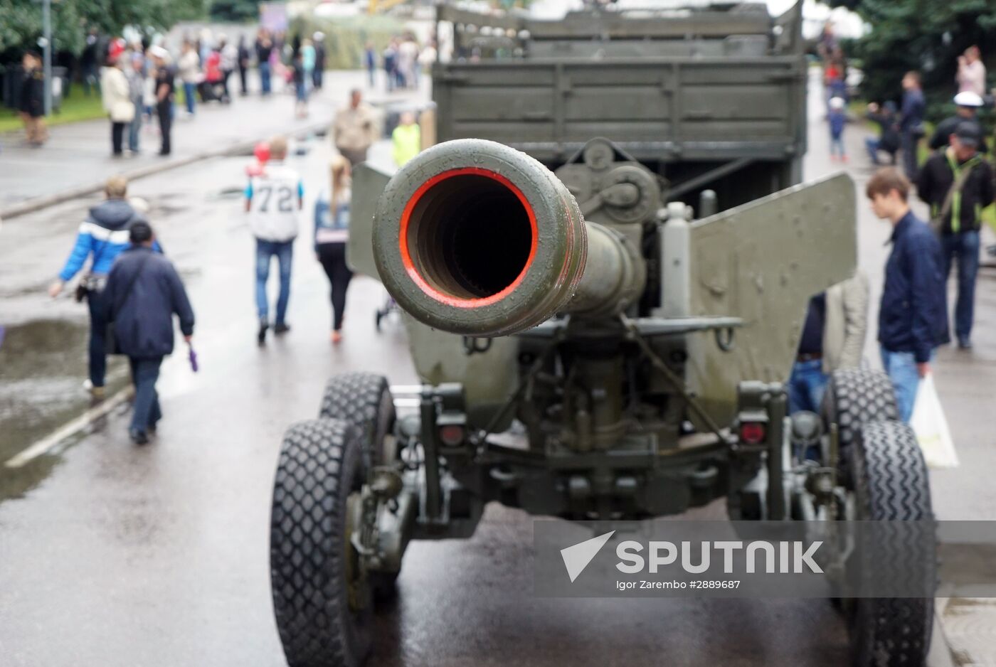 Baltic Fleet showcases weapons during City Day celebration