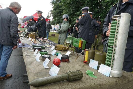 Baltic Fleet showcases weapons during City Day celebration