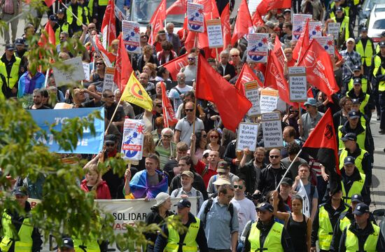 Protests against NATO summit