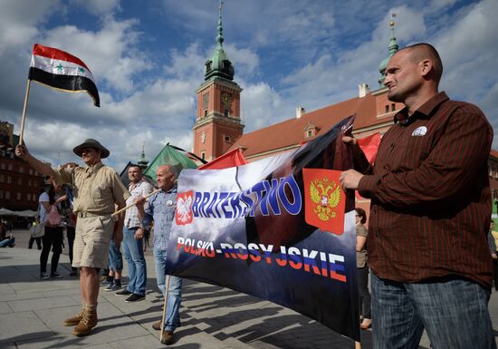 Protests against NATO summit